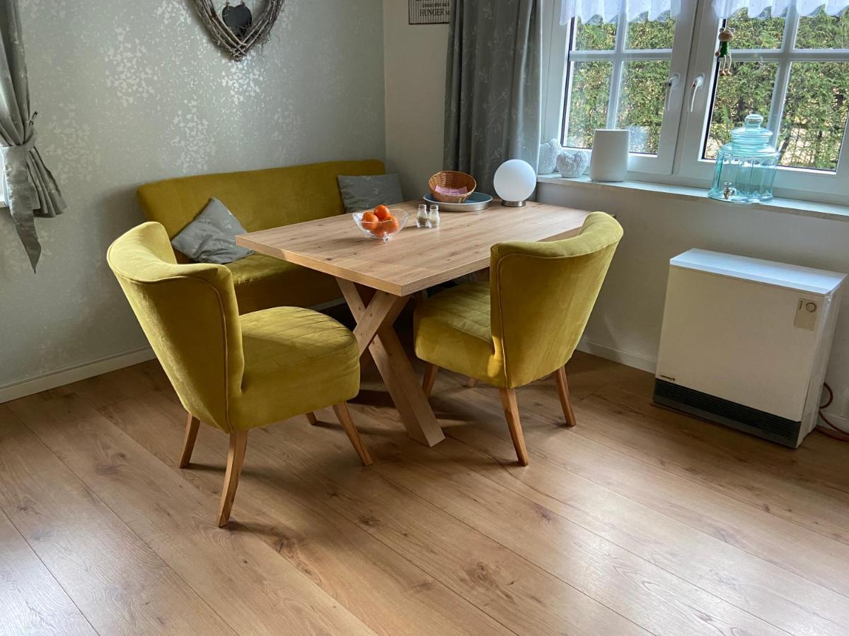 Ferienwohnung "Kleine Auszeit" オルスベルク エクステリア 写真