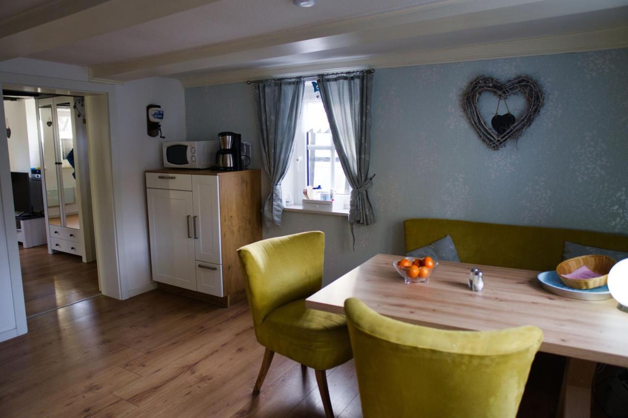 Ferienwohnung "Kleine Auszeit" オルスベルク エクステリア 写真